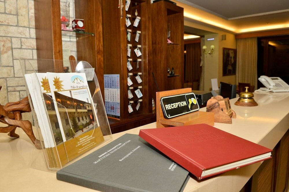 Фото Hotel Mikri Archontissa