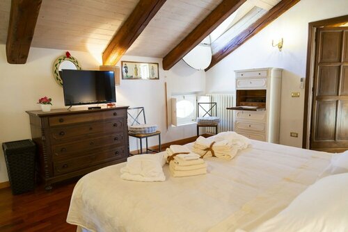 Гостиница Bed & Breakfast Palazzo Sismonda