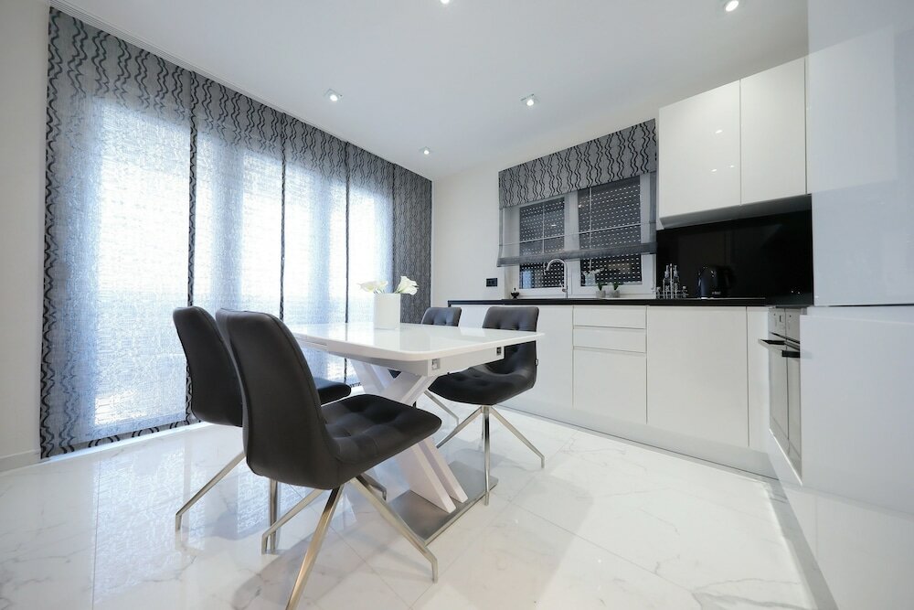 Фото Luxury Majpruz Suites