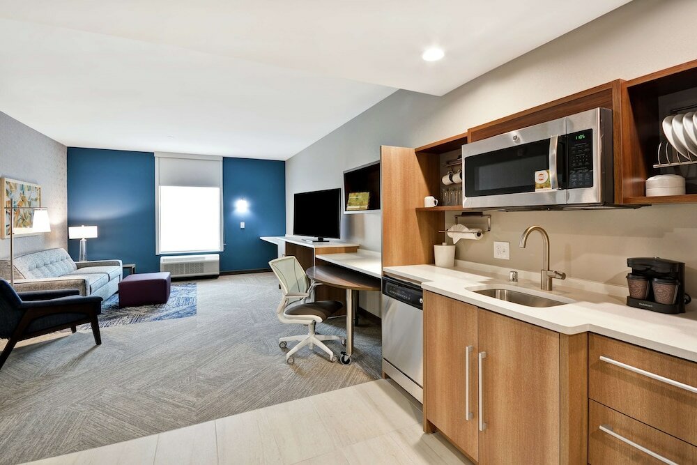 Фото Home2 Suites by Hilton Plano Legacy West