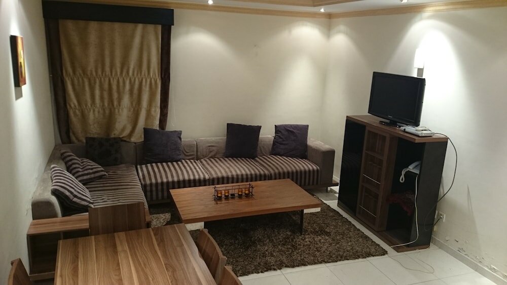 Фото Zwarah Hotel Suites