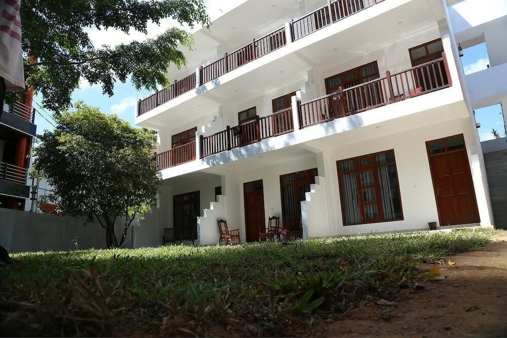 Фото Mirissa Village