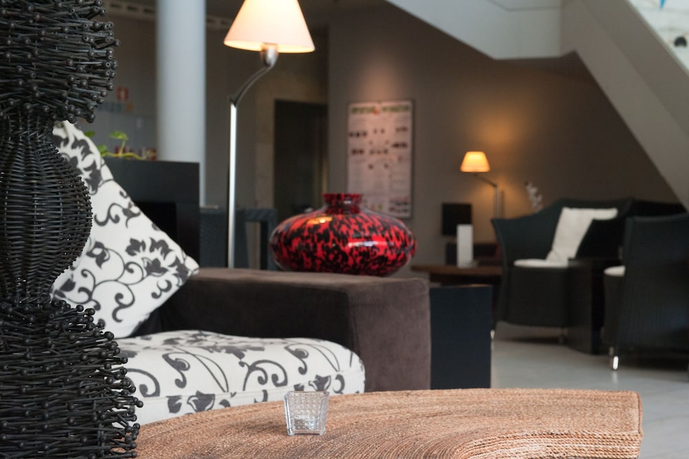 Фото Golden Residence Hotel