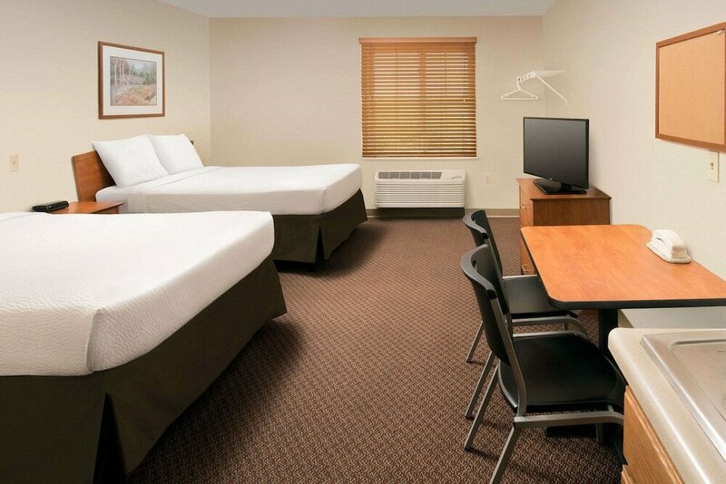 Гостиница WoodSpring Suites Evansville East