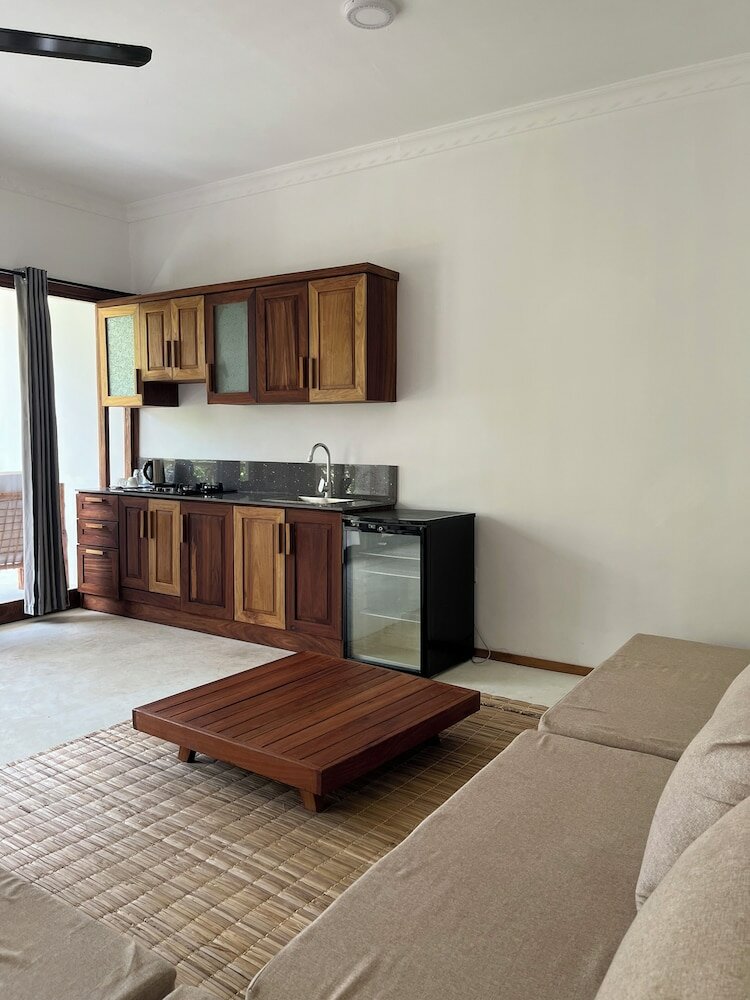 Фото Tiki Beach Club and Resort