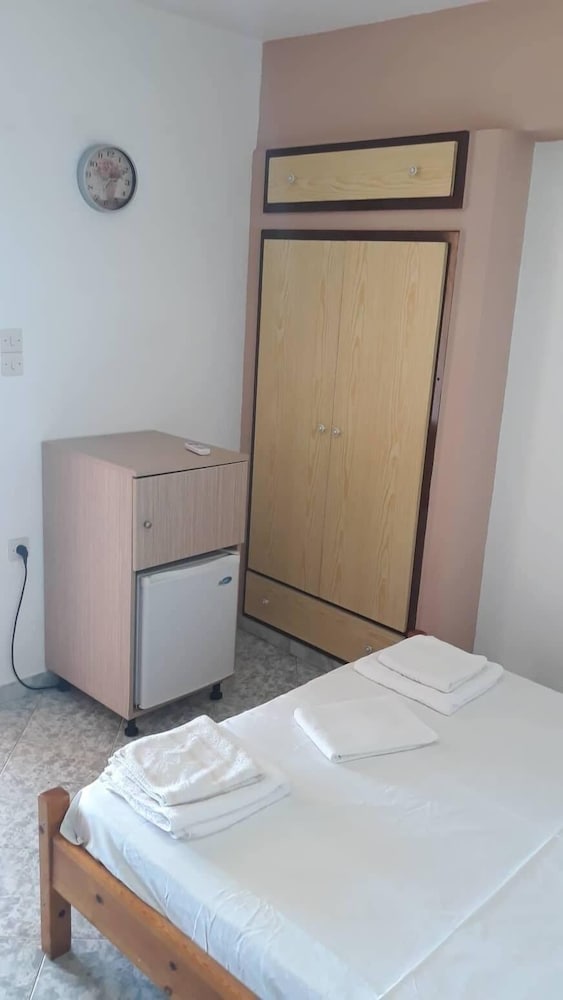 Фото Ambeles Apartments