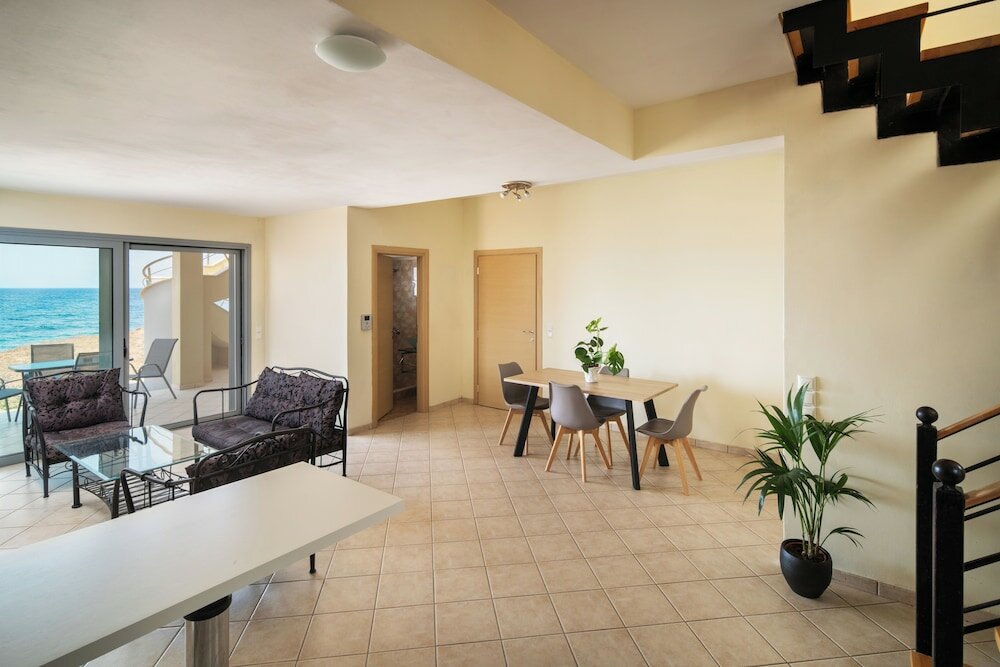 Фото Aggeliki House by The Sea