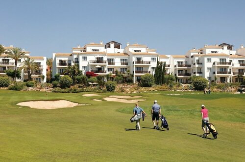 Гостиница Pine Cliffs Village & Golf Suites