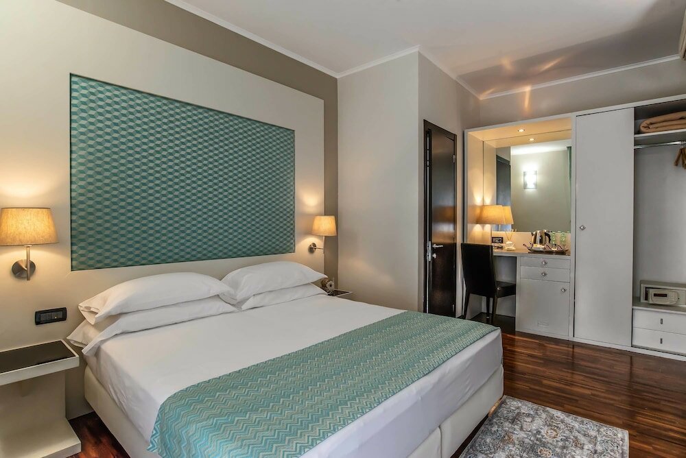 Фото Merulana Inn