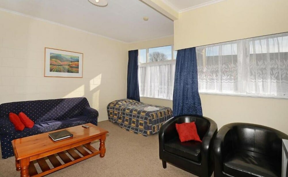 Фото Trentham Motel