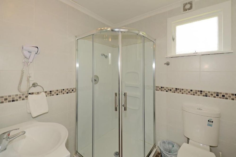 Фото Trentham Motel