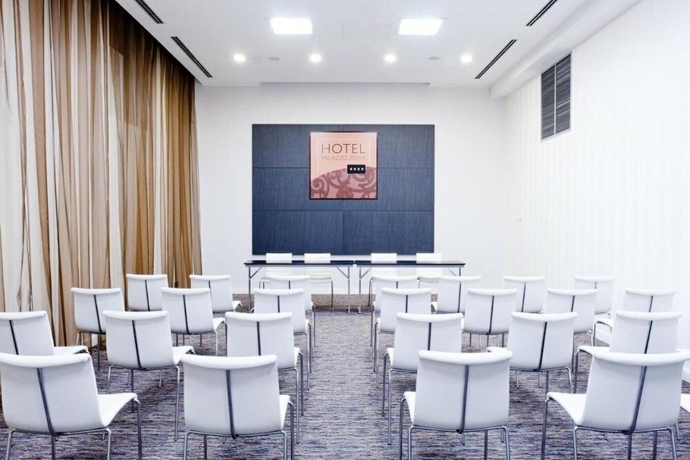 Фото Eurostars Palazzo Zichy