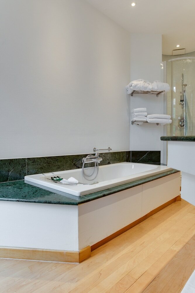 Фото Hotel De Witte Lelie