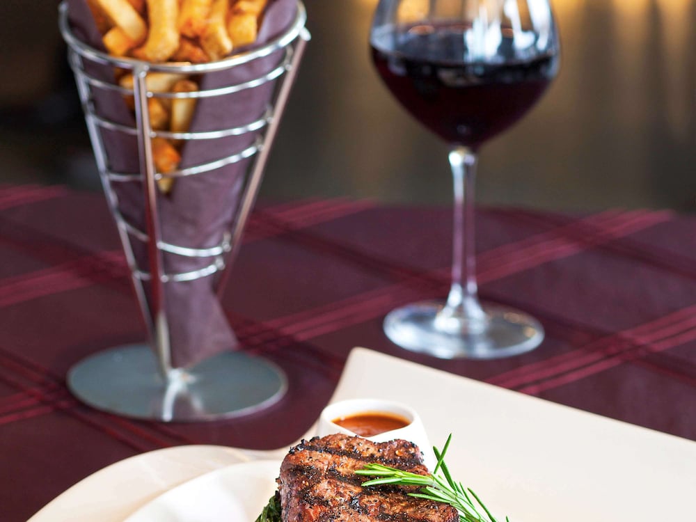 Фото Novotel Toronto Vaughan Centre