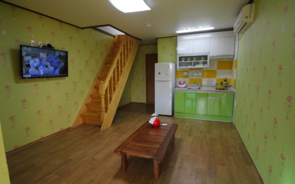 Фото Suncheon Bay Baramuieondeok Pension