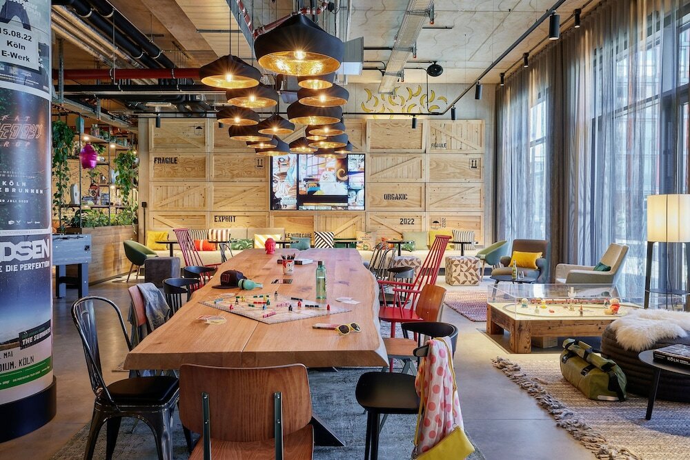 Фото Moxy Cologne Muelheim