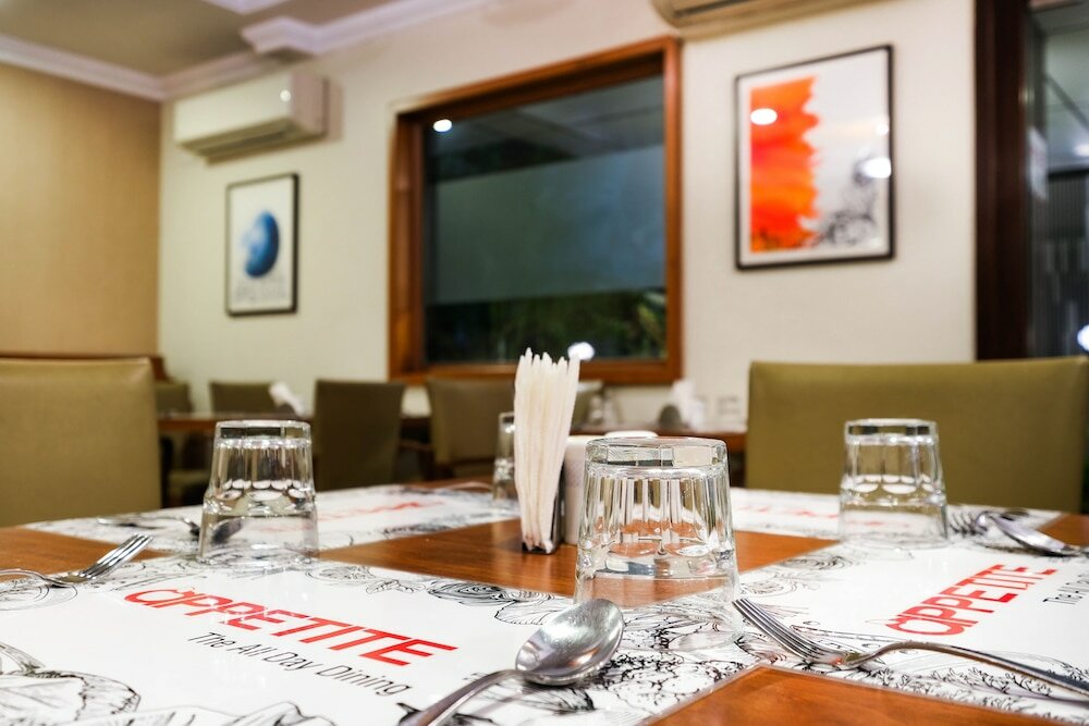 Фото 7 Apple Hotel Pimpri Pune