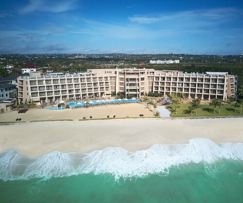 Гостиница Ramada Resort by Wyndham Dar es Salaam в Дар-эс-Саламе