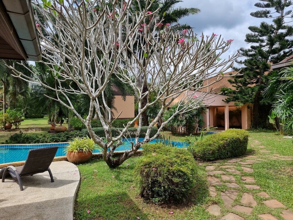 Фото Baan Santi Villa