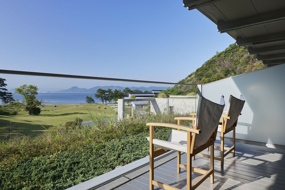 Фото Benesse House