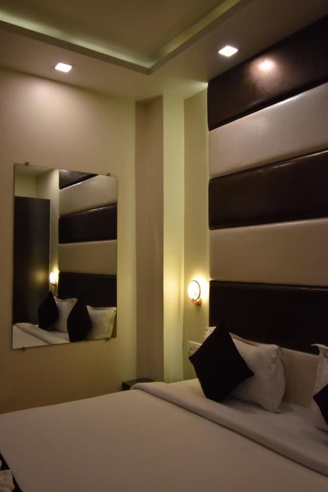 Фото Hotel Sheldon International