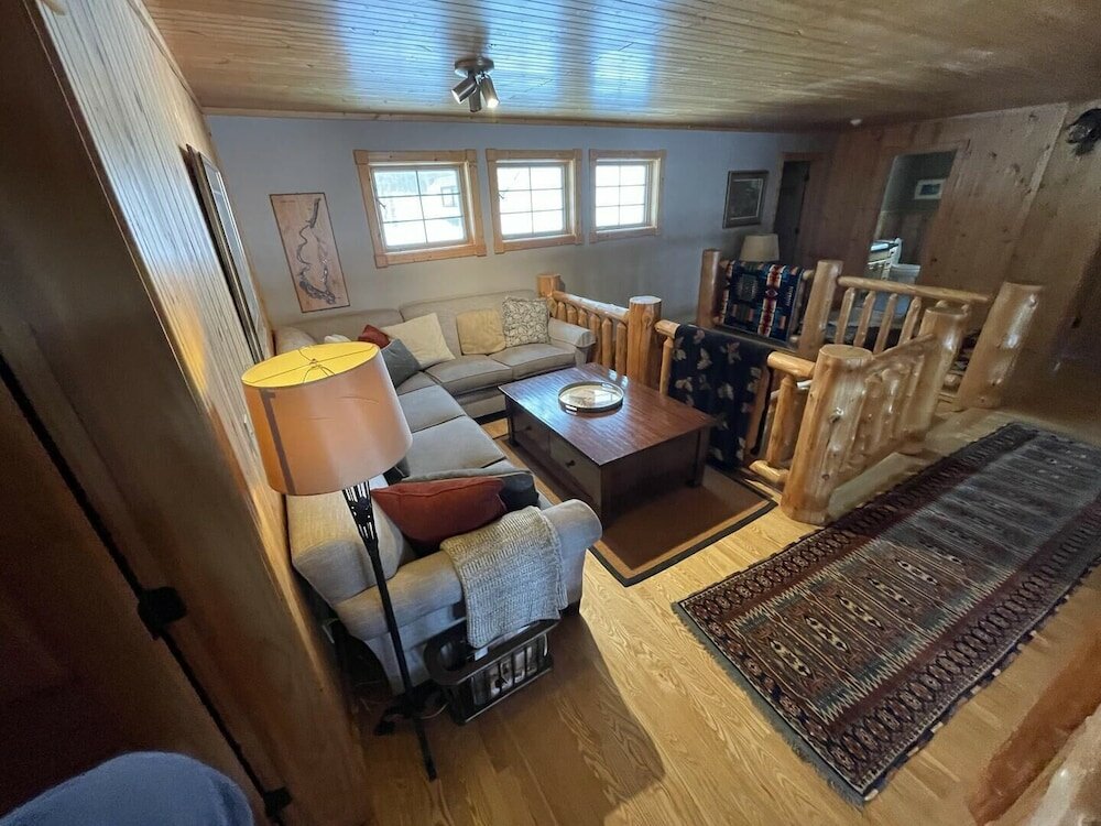 Фото Eagle Scout Lodge