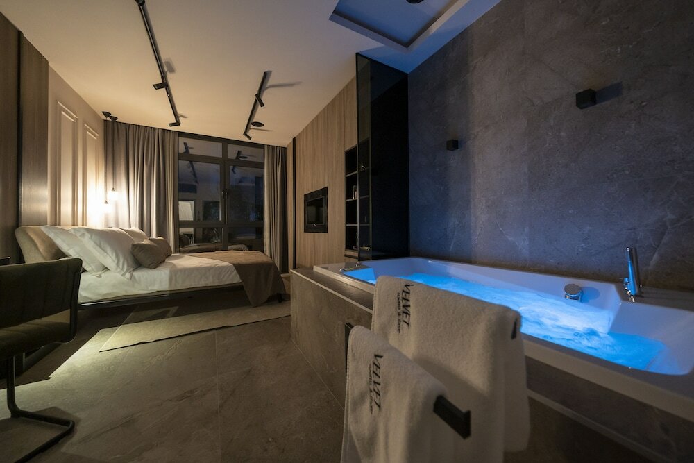 Фото Velvet rooms & more