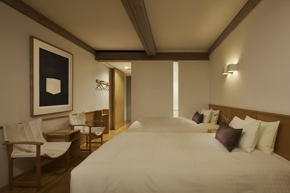 Фото Benesse House