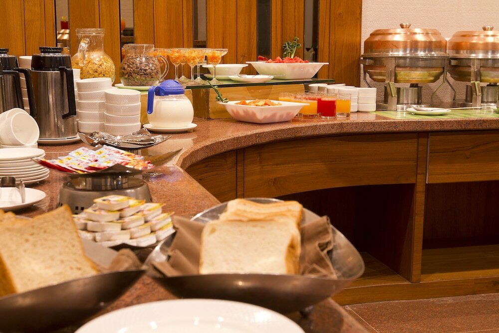 Фото 7 Apple Hotel Pimpri Pune