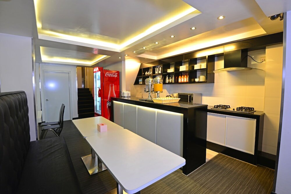 Фото Clover Hotel City Center