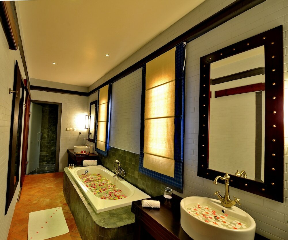 Фото Bagan Lodge