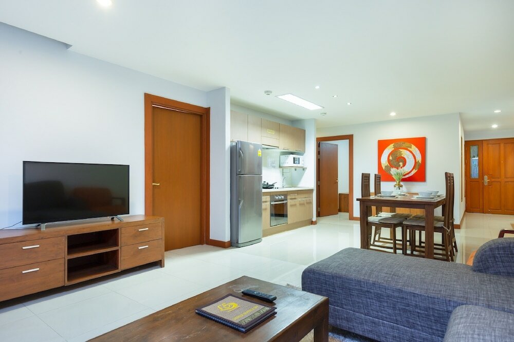 Фото Lasalle Suites Hotel & Residence