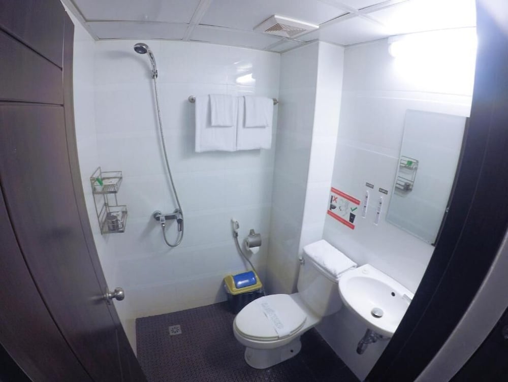 Фото Clover Hotel City Center