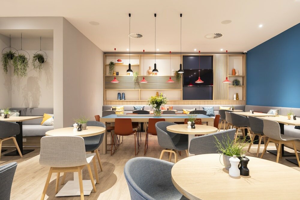 Фото Holiday Inn Express Antwerp - City Centre