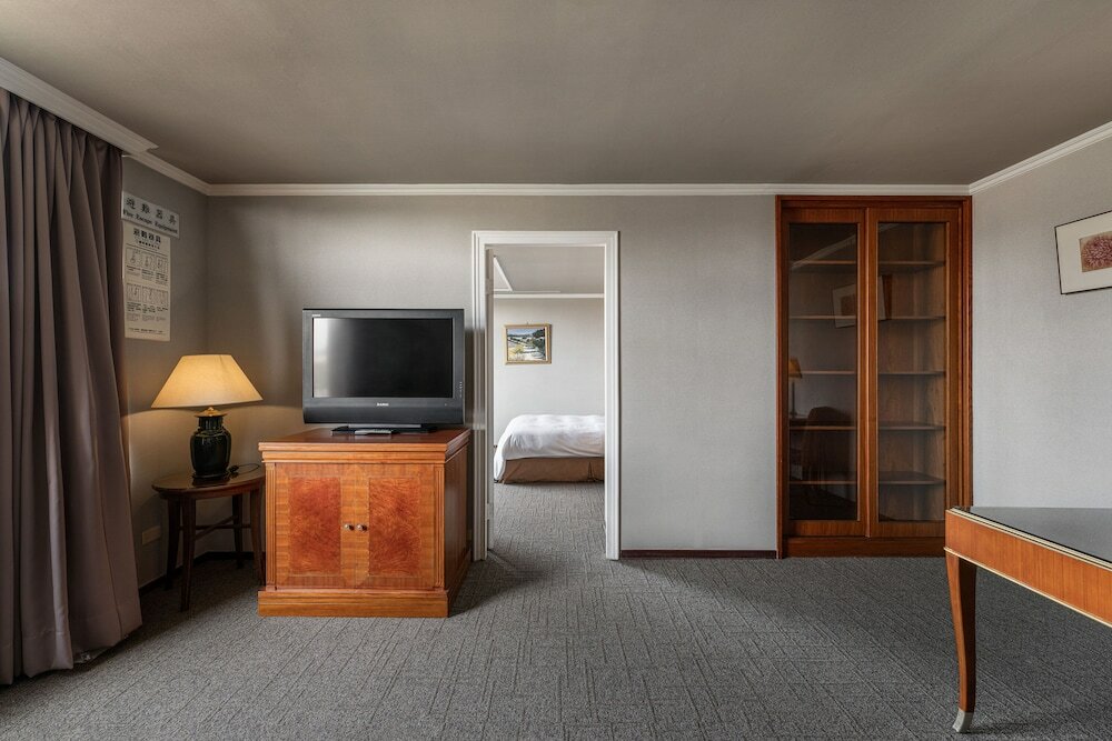 Фото Hotel j Metropolis