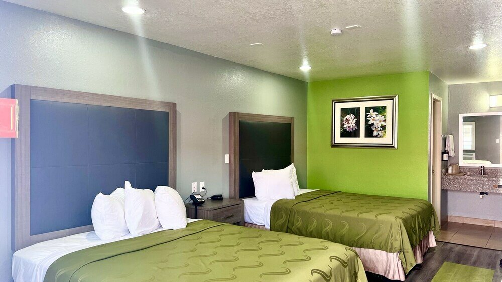 Фото Fort Davis Inn & R. V. Park