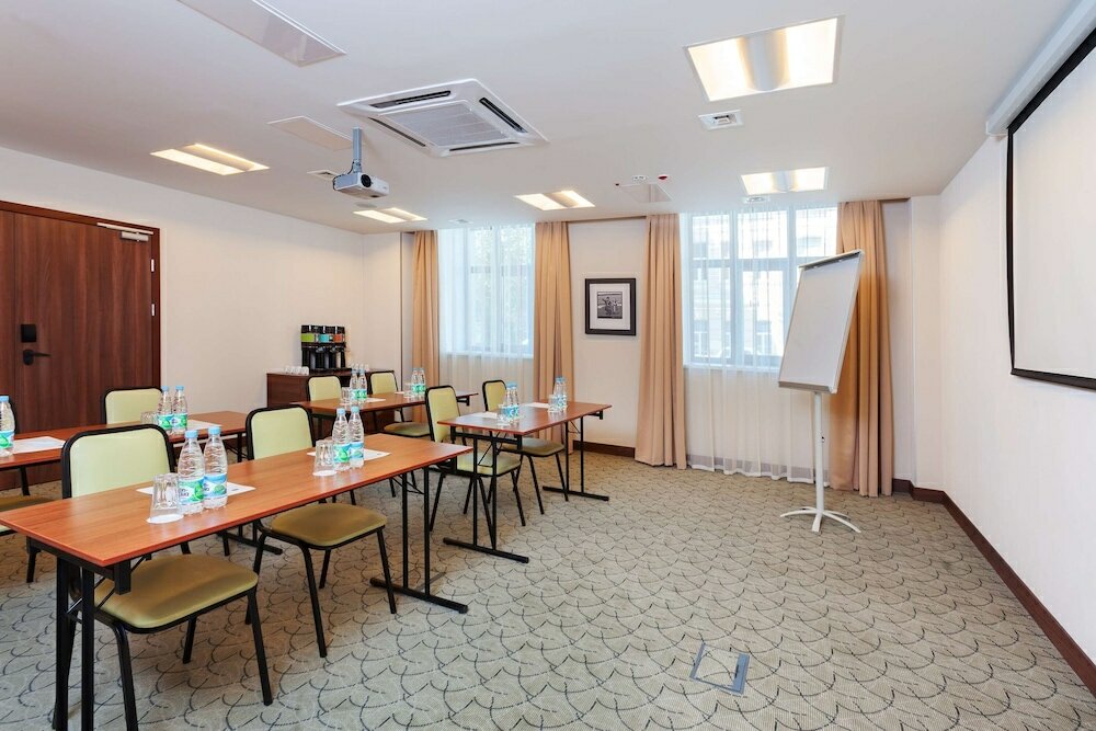 Фото Hampton by Hilton Samara