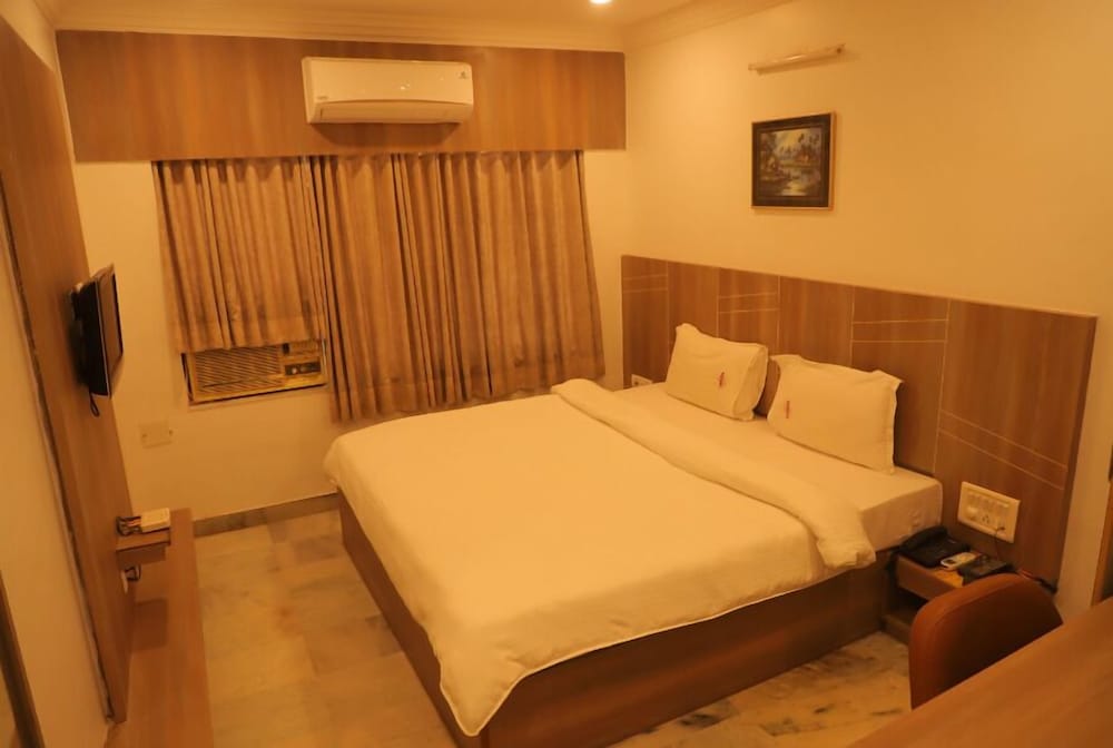 Фото Hotel Galaxy