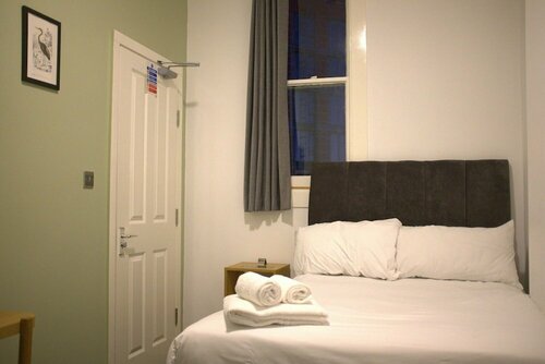 Гостиница The Wellington Hotel Birmingham - Budget Hotel Near O2 Academy в Бирмингеме