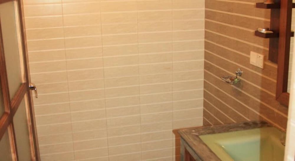 Фото Time N Tide Beach Resort