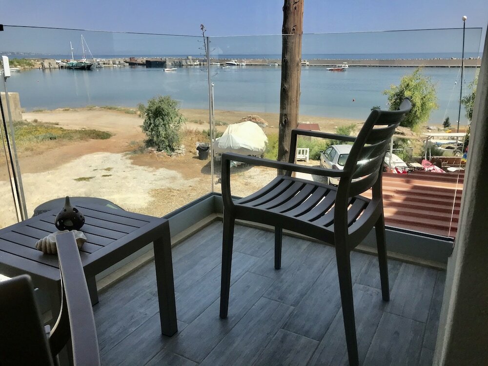 Фото Sea View Apts & Suites by Pachiplex