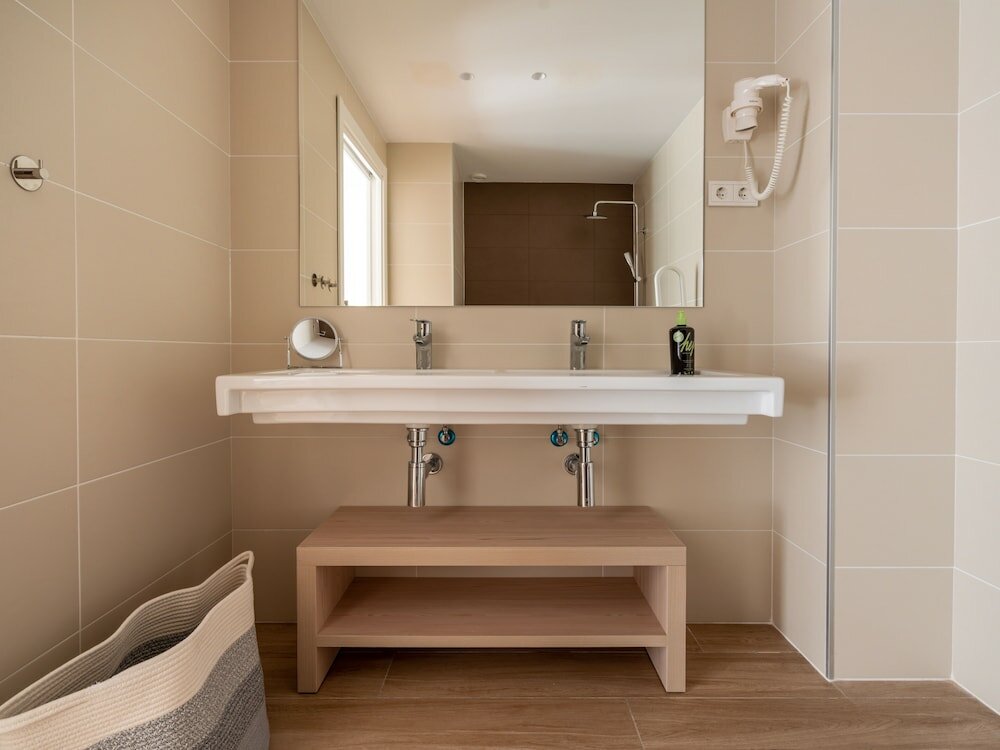 Фото Limehome Barcelona