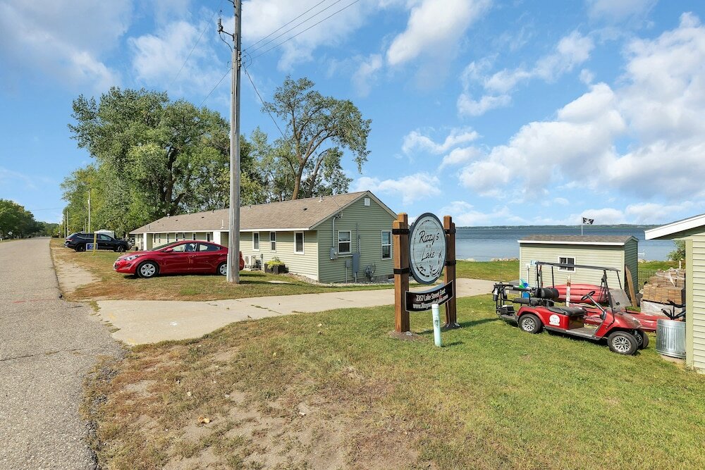 Фото Rizzy's on the Lake