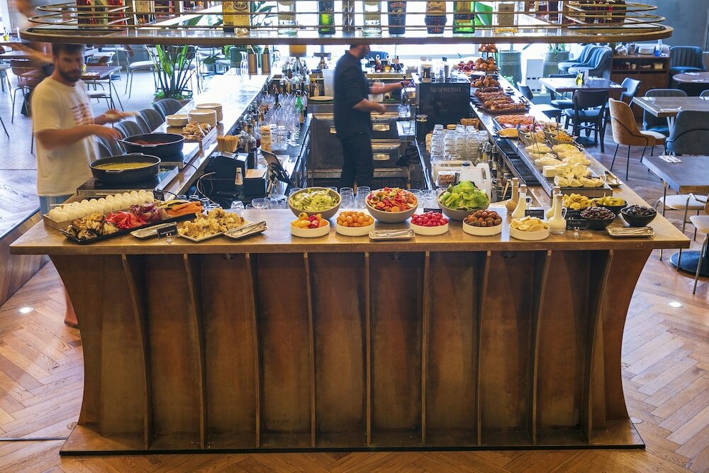 Фото Brown Brut Seafront Hotel