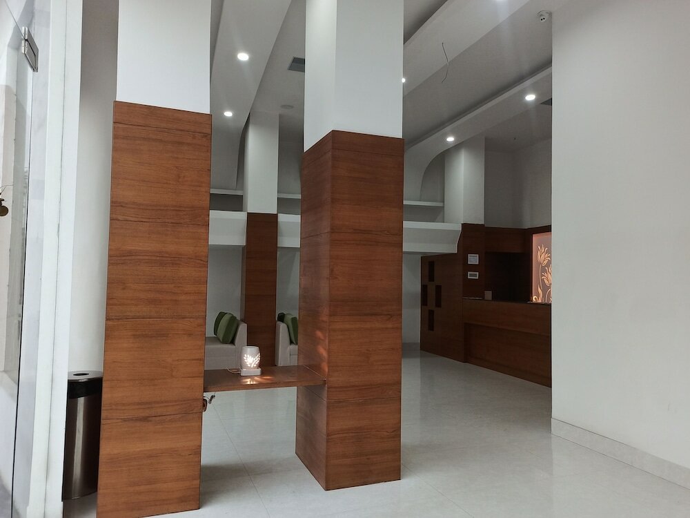 Фото Hotel Autumn Crocus - A Boutique Hotel