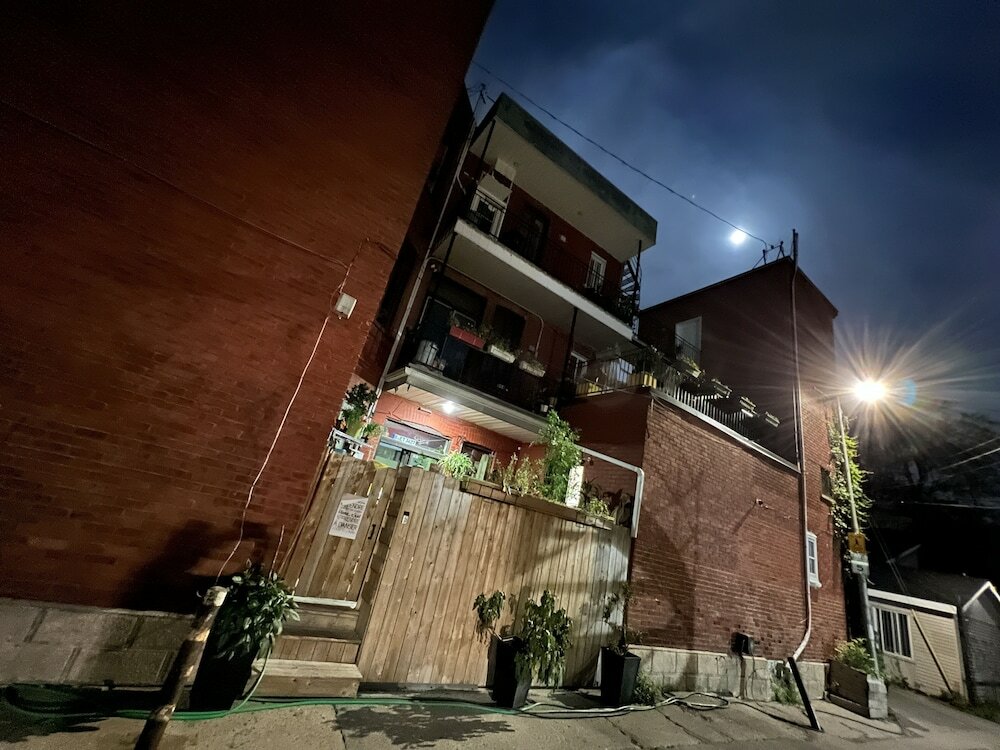 Фото Pied-A-Terre Mont-Royal