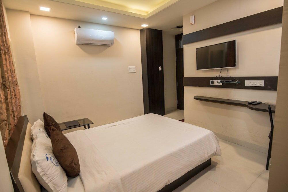 Фото Hotel Mayur Palace