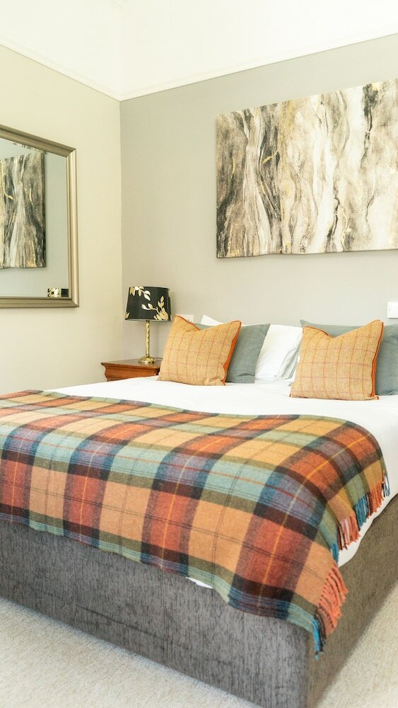 Фото West End Hotel