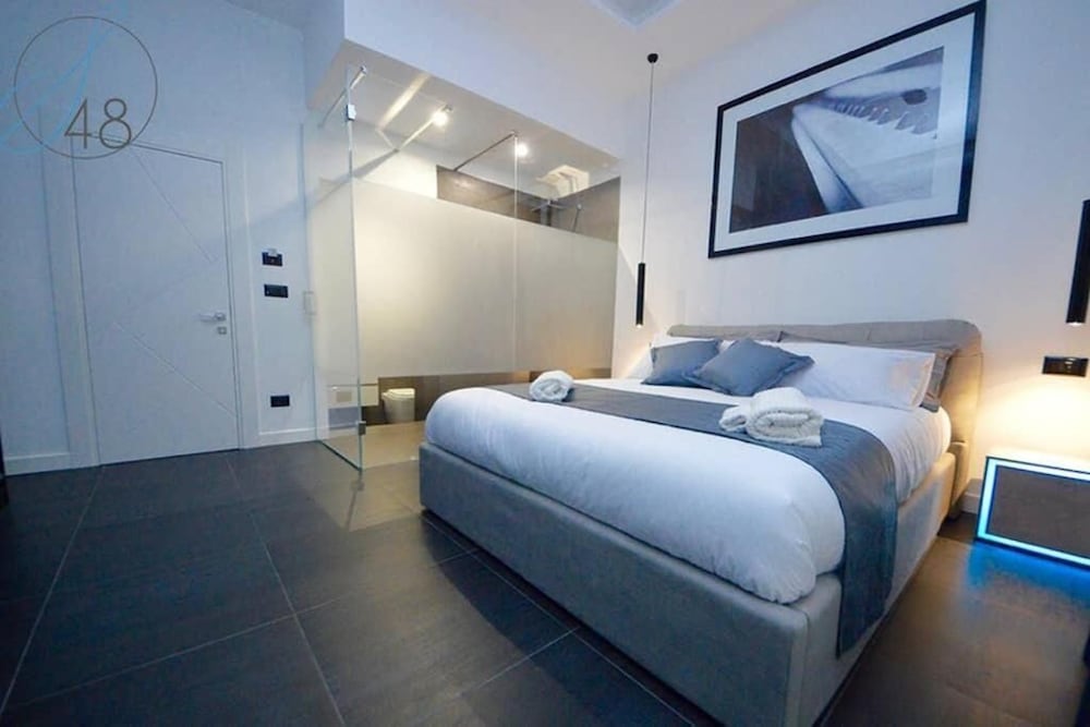 Фото Suite Quarantotto Luxury House