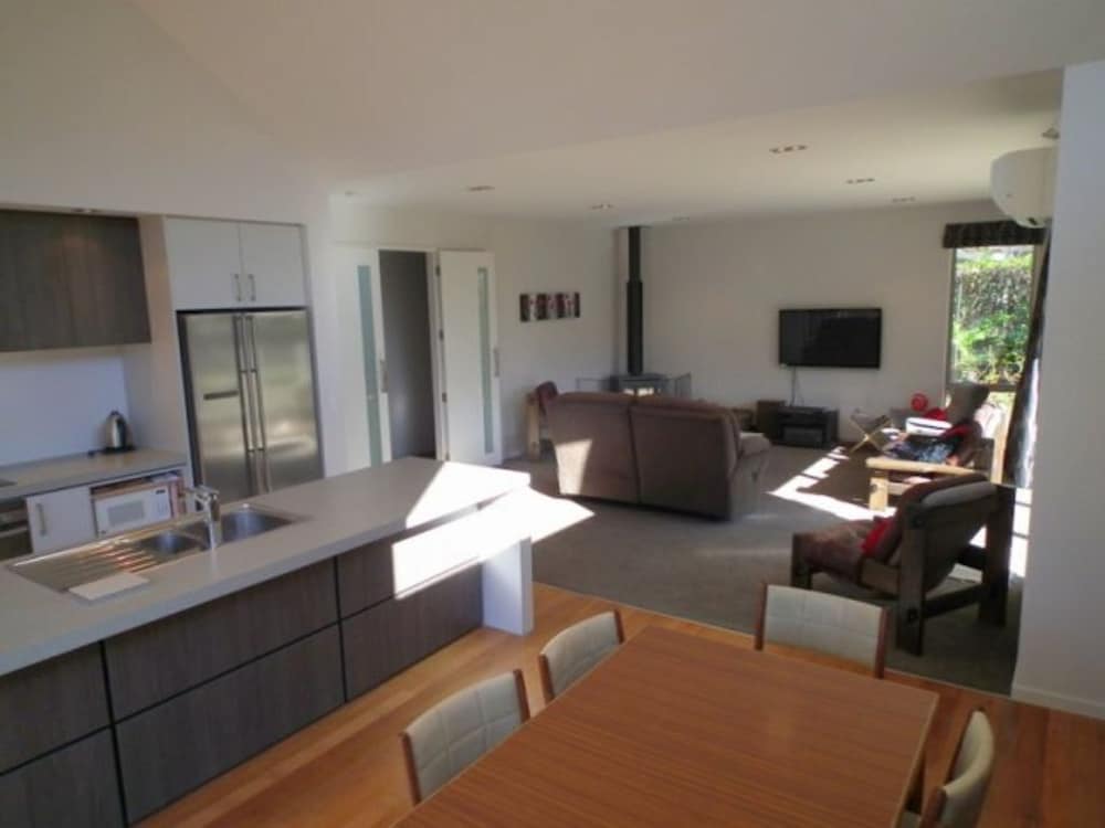 Фото 20 Cheltenham Street